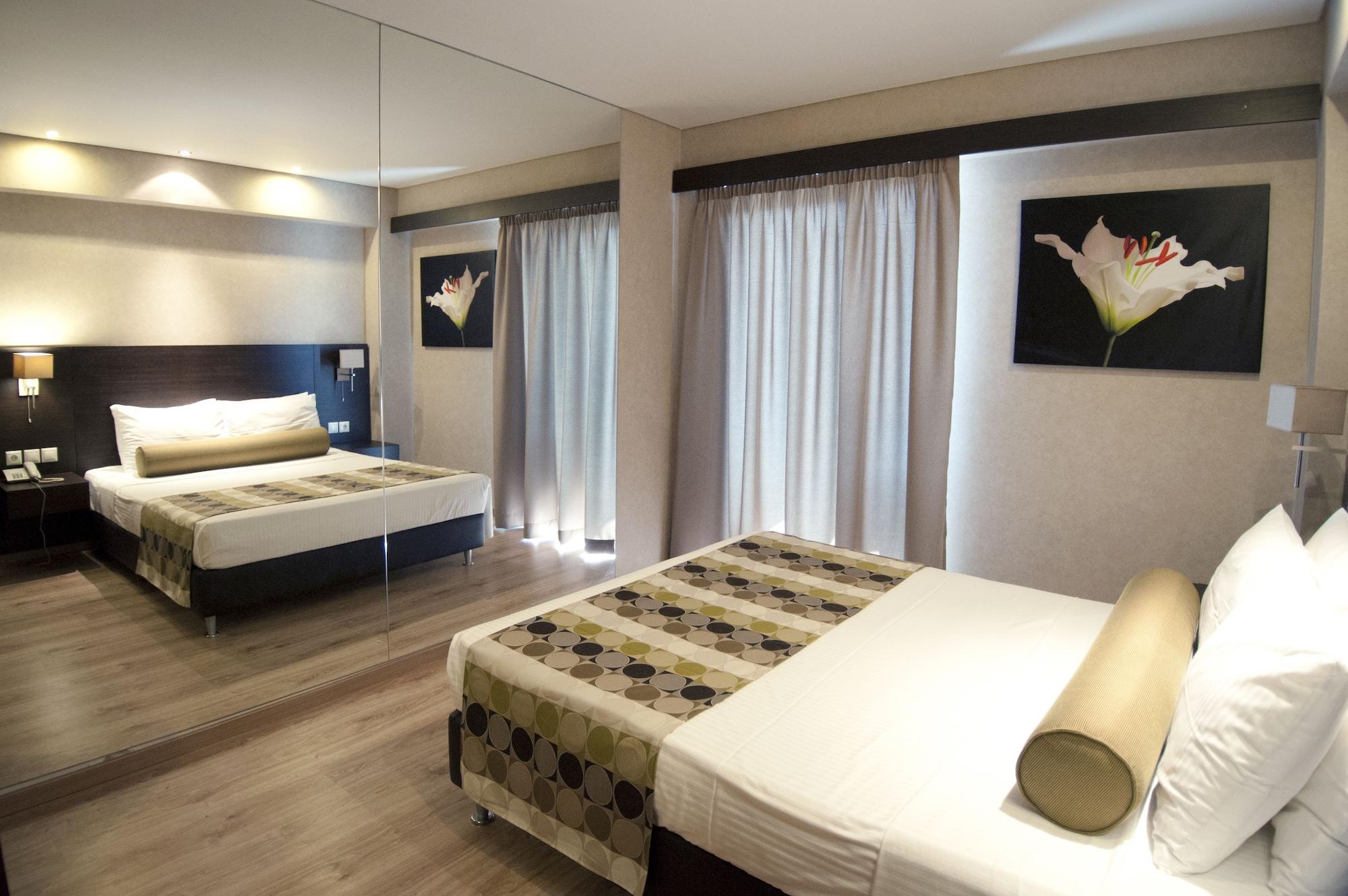 Nefeli Hotel Alimos Luaran gambar