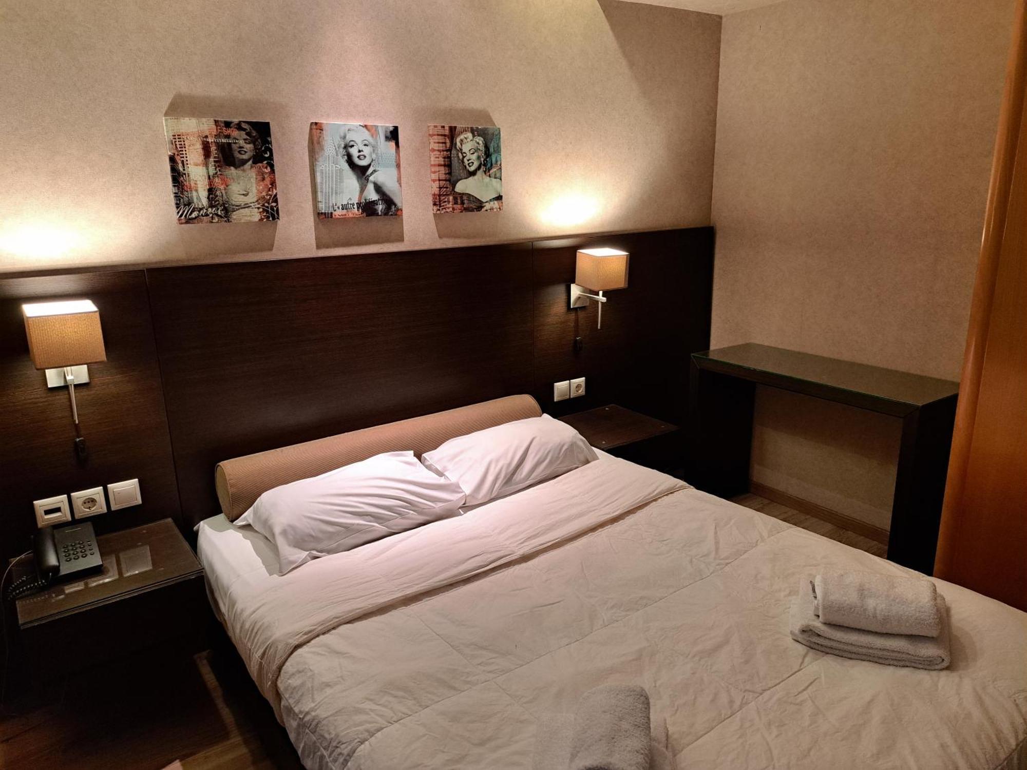Nefeli Hotel Alimos Luaran gambar