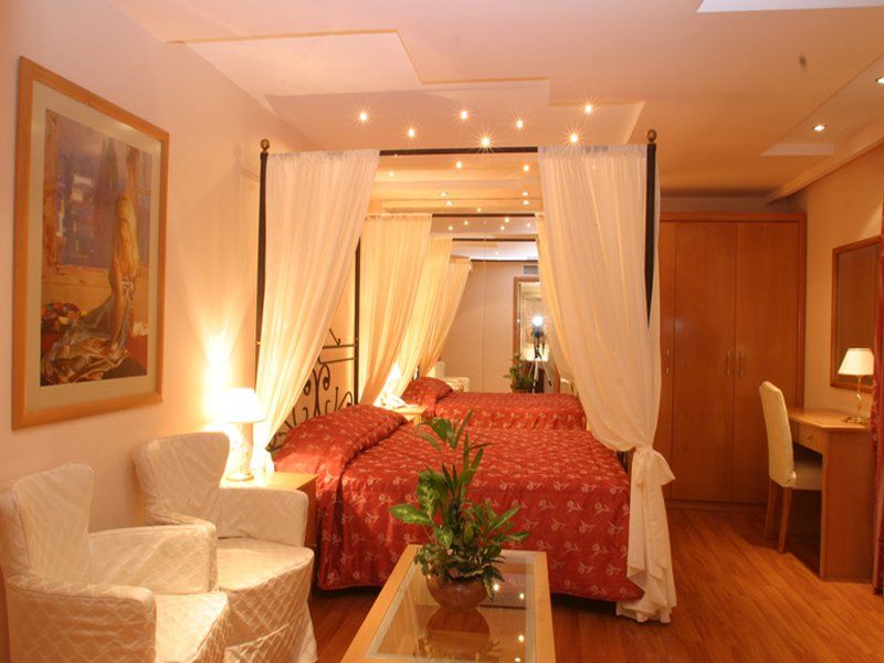 Nefeli Hotel Alimos Luaran gambar